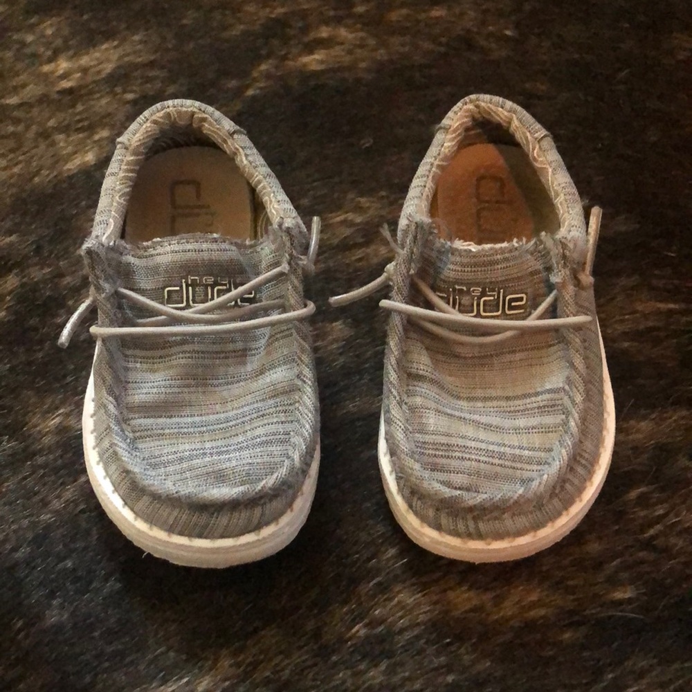 Hey Dude Grey Wally toddler size 6